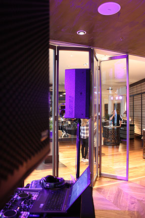 DJ Hochzeit Köln im Hyatt Hotel mit HyperTonLicht und DJ Fabian Jardin